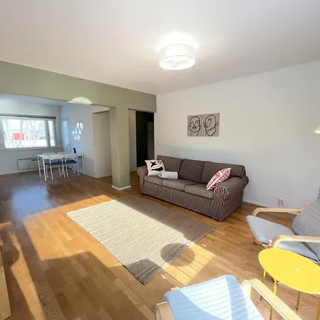 Ξενοδοχείο με διαμερίσματα R-joki Ravijoki